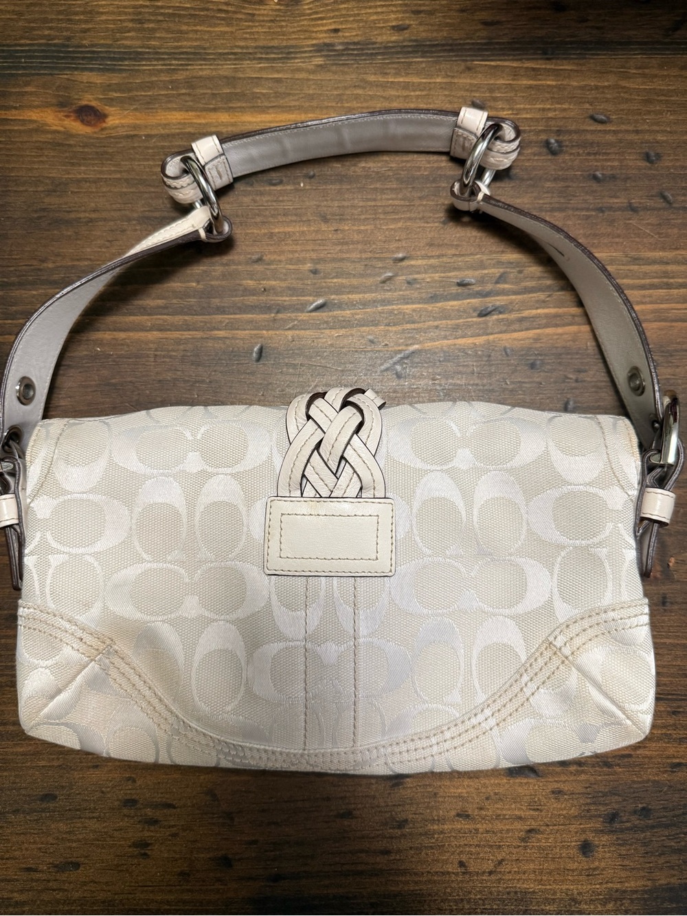 VINTAGE COACH SOHO - Picture 2 of 3